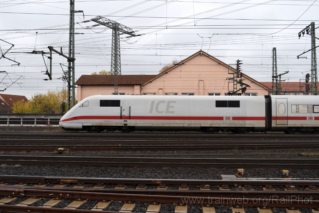 4774-0014-101117.jpg - DBAG ICE 401.057-5 "Landshut" / Fulda Hbf 10.11.2017