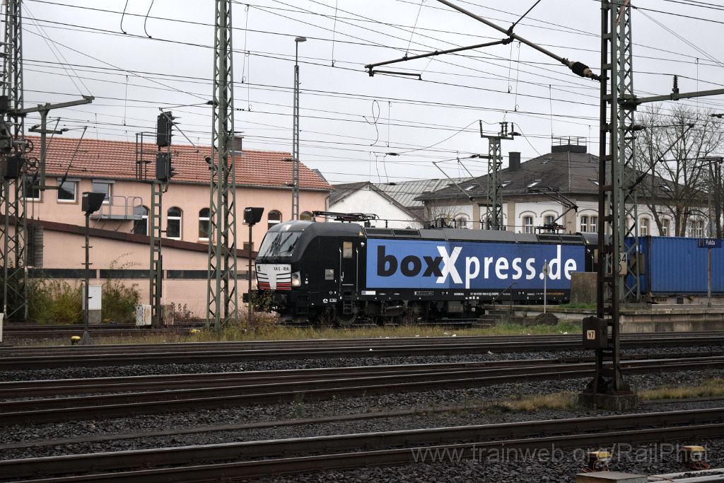 4776-0033-101117.jpg - MRCE X4E-850 / Fulda Hbf 10.11.2017