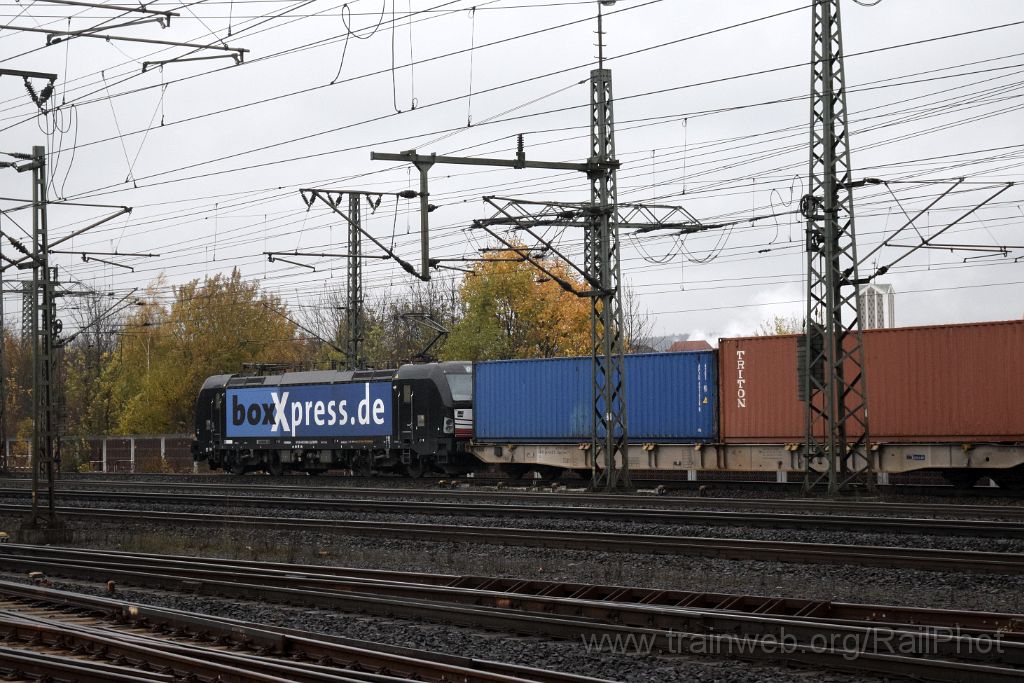 4776-0042-101117.jpg - MRCE X4E-850 / Fulda Hbf 10.11.2017
