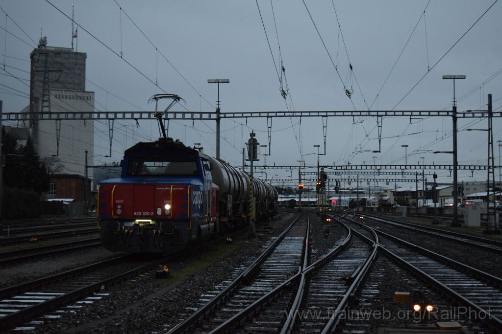 4787-0038-131117.jpg - SBB-CFF Eem 923.020-2 "Stockhorn" / Wil 13.11.2017
