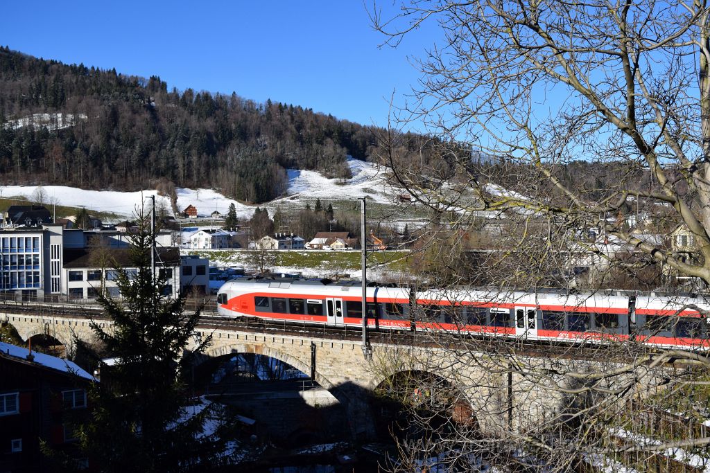 4789-0012-131217.jpg - SOB RABe 526.041-9 "Mythen" / Lichtensteig 13.12.2017