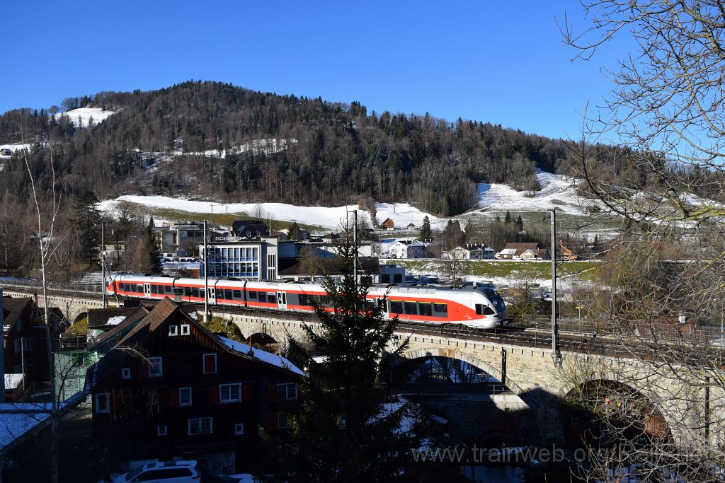 4789-0019-131217.jpg - SOB RABe 526.041-9 "Mythen" / Lichtensteig 13.12.2017