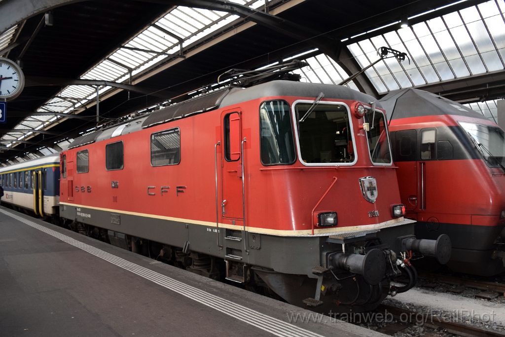 4791-0002-151217.jpg - SBB-CFF Re 4/4" 11300 / Zürich HB 15.12.2017