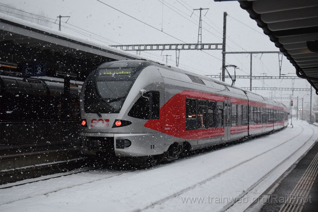 4791-0039-161217.jpg - SOB RABe 526.043-5 "Churfirsten" / Wattwil 16.12.2017