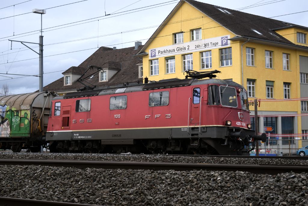 4815-0009-050118.jpg - SBB-CFF Re 4/4" 11313 / Lenzburg 5.1.2018