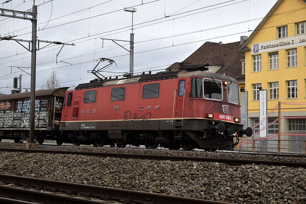 4818-0004-050118.jpg - SBB-CFF Re 4/4" 11236 / Lenzburg 5.1.2018