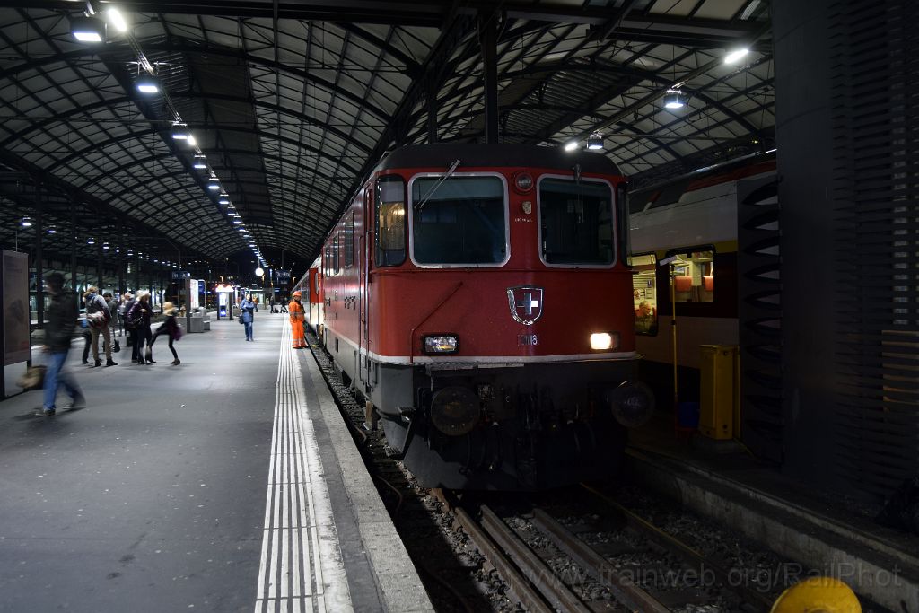 4822-0025-050118.jpg - SBB-CFF Re 4/4" 11118 / Luzern 5.1.2018