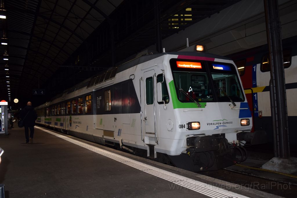 4823-0020-050118.jpg - SOB RBDe 561.084-5 / Luzern 5.1.2018