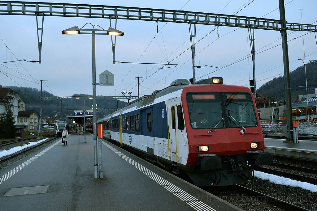 4824-0017-060118.jpg - OeBB NPZ RBDe 4/4 207 "Balsthal" / Wattwil 6.1.2018