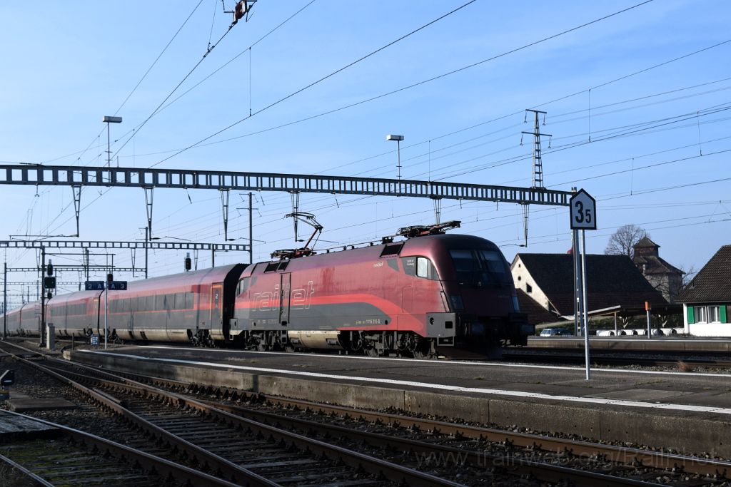 4836-0049-060218.jpg - ÖBB 1116.215 "Spirit of Salzburg" / Pfäffikon SZ 6.2.2018