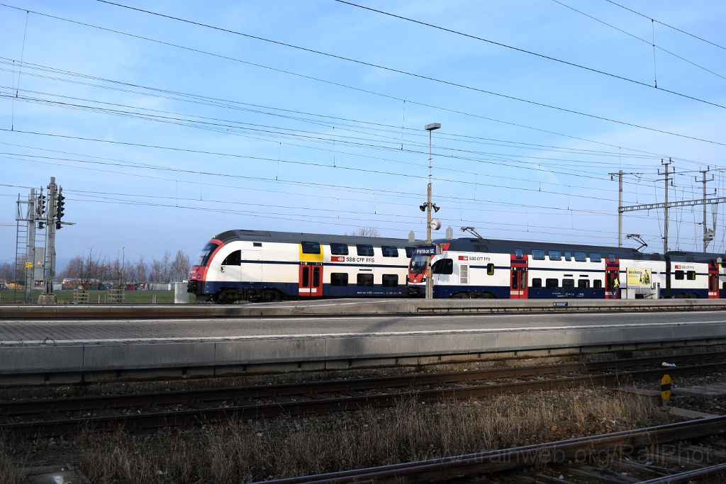 4842-0047-060218.jpg - SBB-CFF RABe 514.016-5 "Schaffhausen" + RABe 511.032 / Pfäffikon SZ 6.2.2018