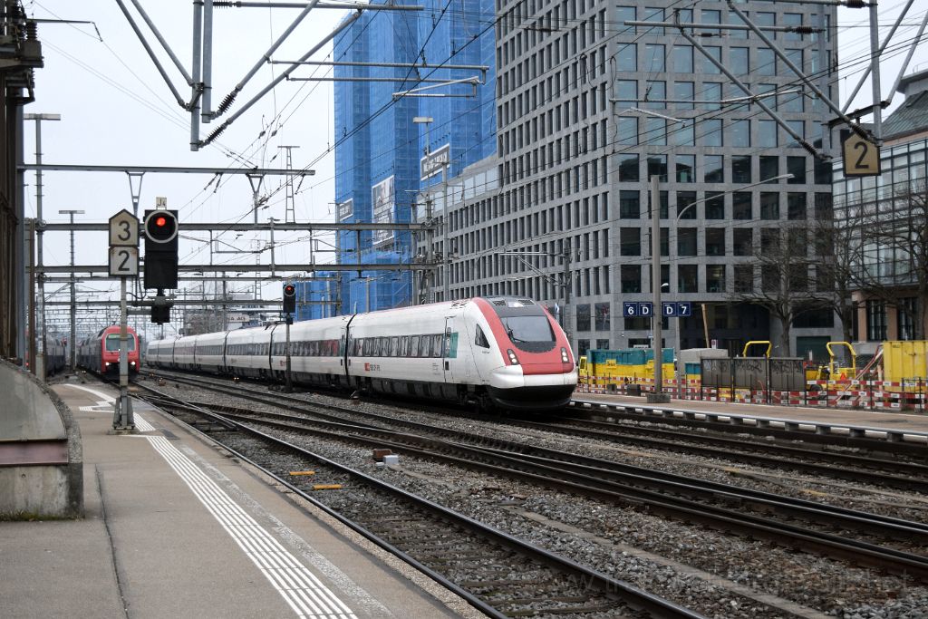 4853-0014-090218.jpg - SBB-CFF ICN RABDe 500.039 "Auguste Piccard" + Re 450.111-0 "Neuenhof" / Zürich-Altstetten 9.2.2018