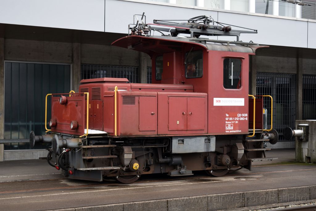 4856-0028-100218.jpg - SOB Te 212.080-6 / Herisau 10.2.2018
