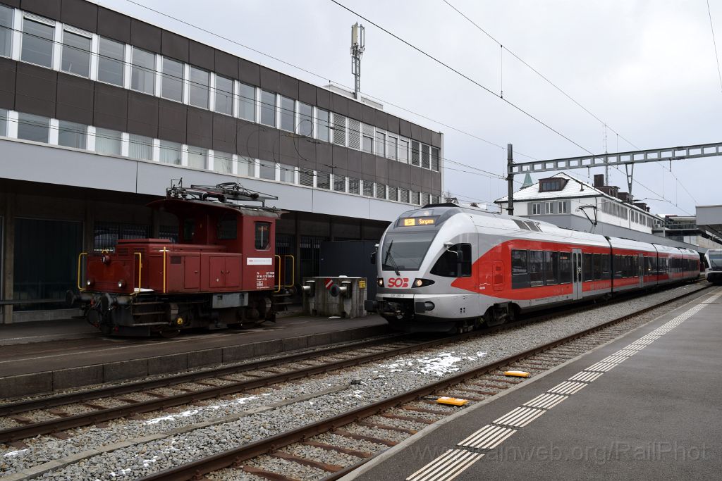 4856-0036-100218.jpg - SOB Te 212.080-6 + RABe 526.063-3 "Alpstein" / Herisau 10.2.2018