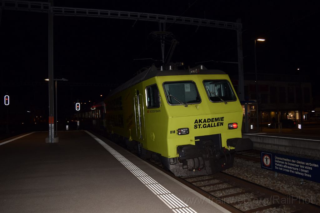 4861-0040-090318.jpg - SOB Re 446.018-4 "Akademie St.Gallen" / Wattwil 9.3.2018
