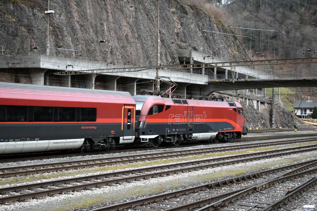 4873-0004-130318.jpg - ÖBB 1116.211 "Spirit of Munich" / Ziegelbrücke 13.3.2018
