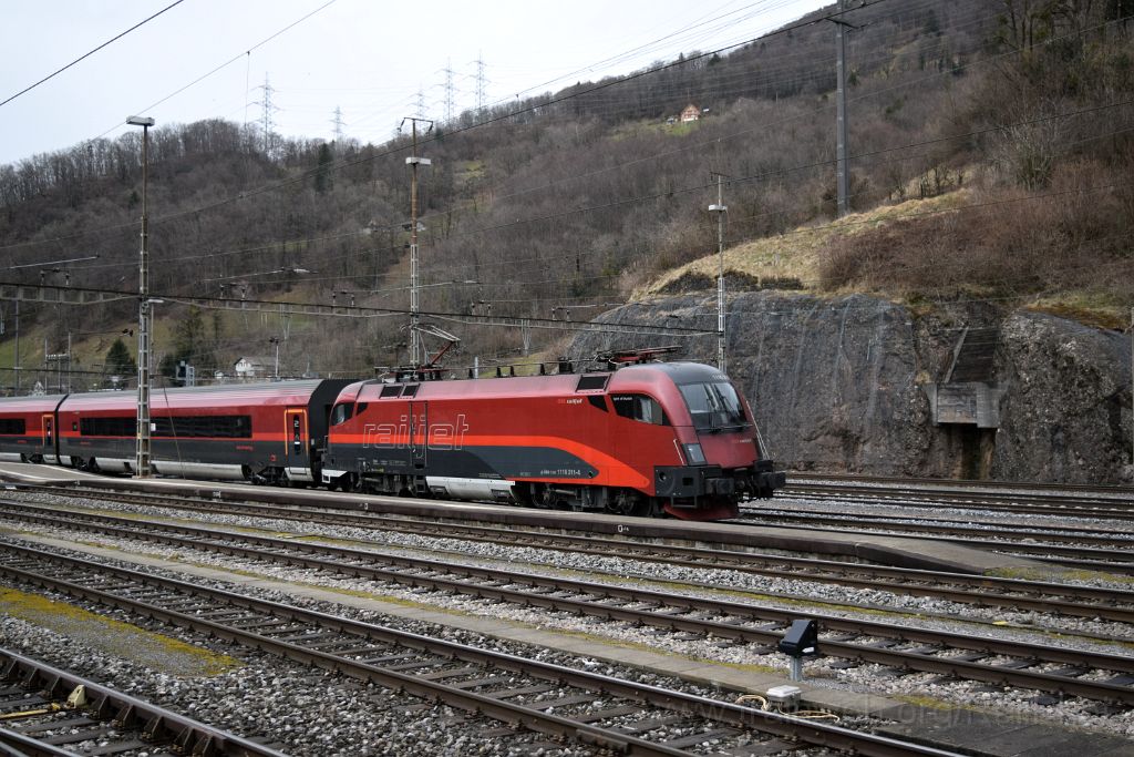 4873-0010-130318.jpg - ÖBB 1116.211 "Spirit of Munich" / Ziegelbrücke 13.3.2018