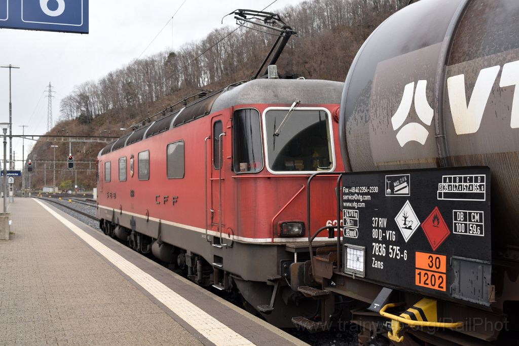 4878-0035-130318.jpg - SBB-CFF Re 6/6 11648 (Re 620.049-7) "Aigle" / Ziegelbrücke 13.3.2018