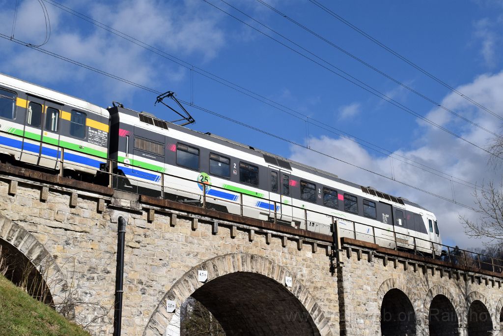4879-0041-140318.jpg - SOB RBDe 561.174-4 / Lichtensteig (Thurbrücke) 14.3.2018