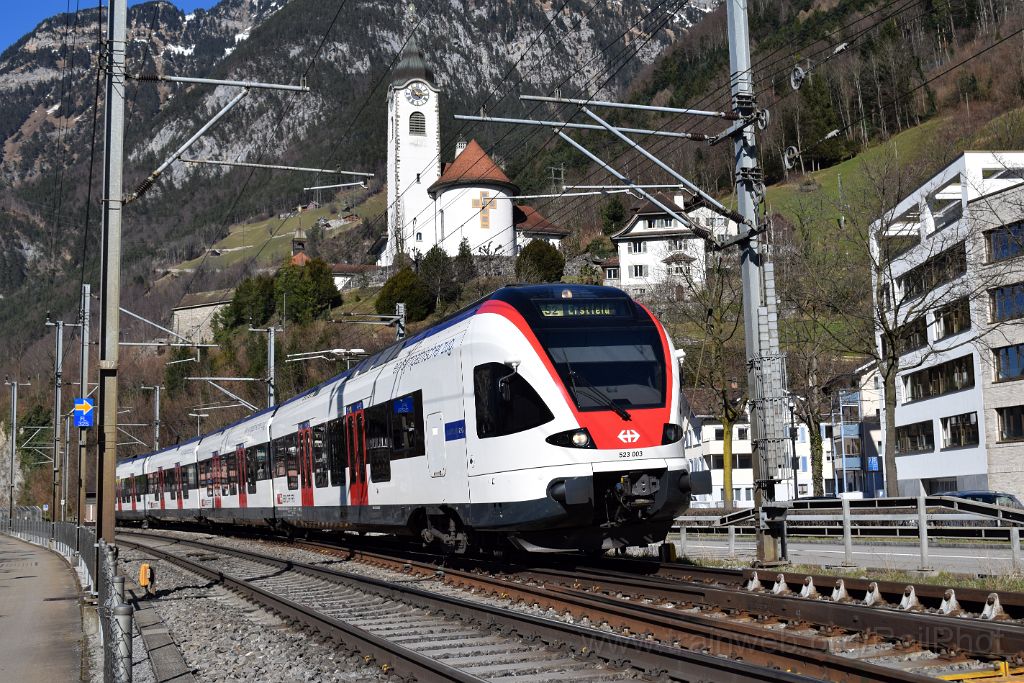 4882-0007-140318.jpg - SBB-CFF RABe 523.003 / Flüelen (Seestrasse) 14.3.2018