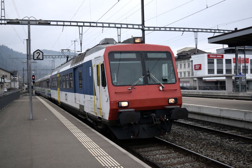 4887-0014-150318.jpg - OeBB NPZ RBDe 4/4 207 "Balsthal" / Wattwil 15.3.2018