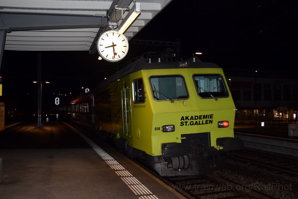 4887-0040-150318.jpg - SOB Re 446.018-4 "Akademie St.Gallen" / Wattwil 15.3.2018