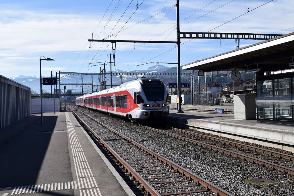 4892-0015-110418.jpg - SOB RABe 526.044-3 "Morgartenberg" + RABe 526.044-3 "Pizol" / Wattwil 11.4.2018