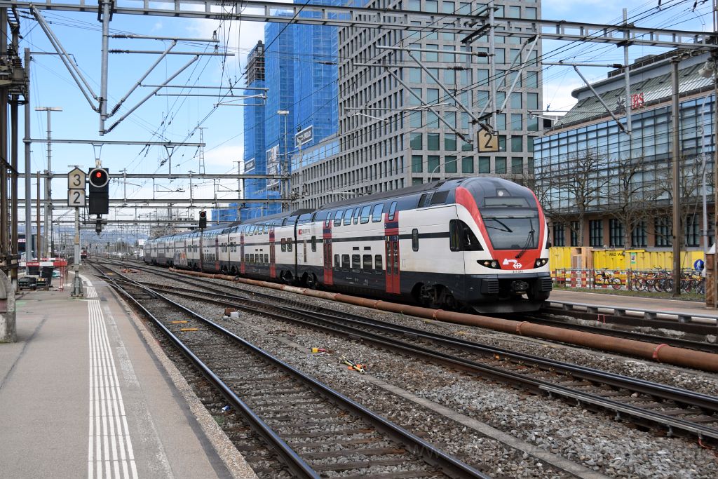 4893-0033-120418.jpg - SBB-CFF RABe 511.015 / Zürich-Altstetten 12.4.2018