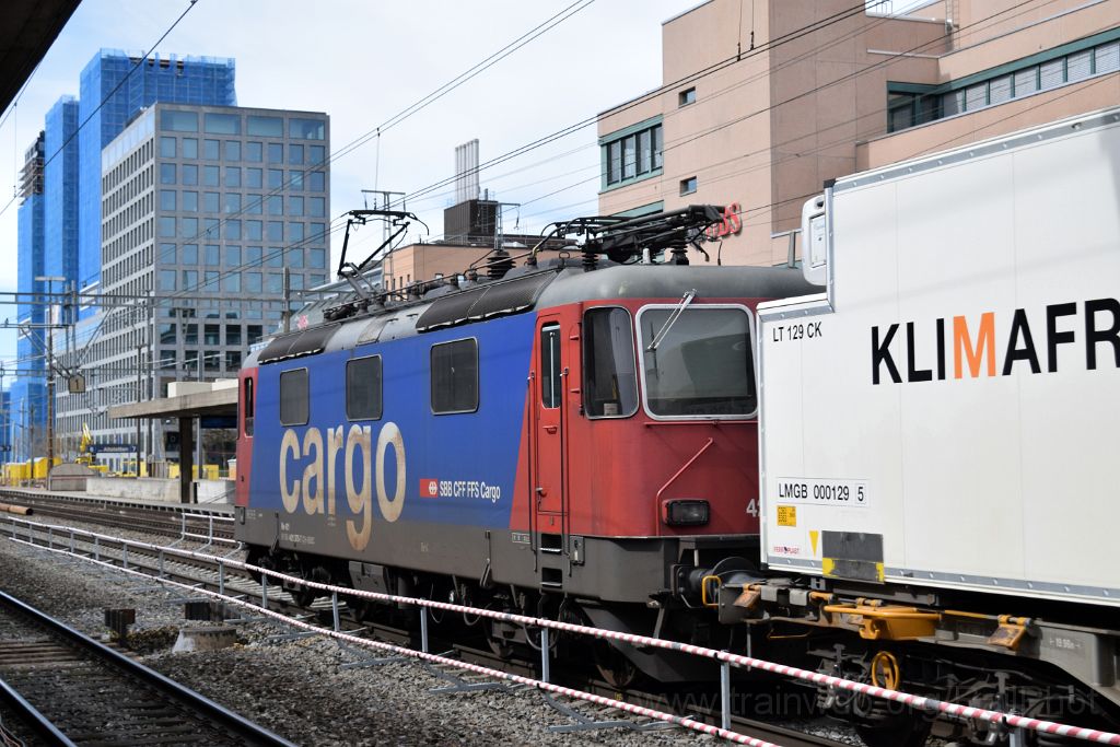 4894-0015-120418.jpg - SBB-CFF Re 421.375-7 / Zürich-Altstetten 12.4.2018