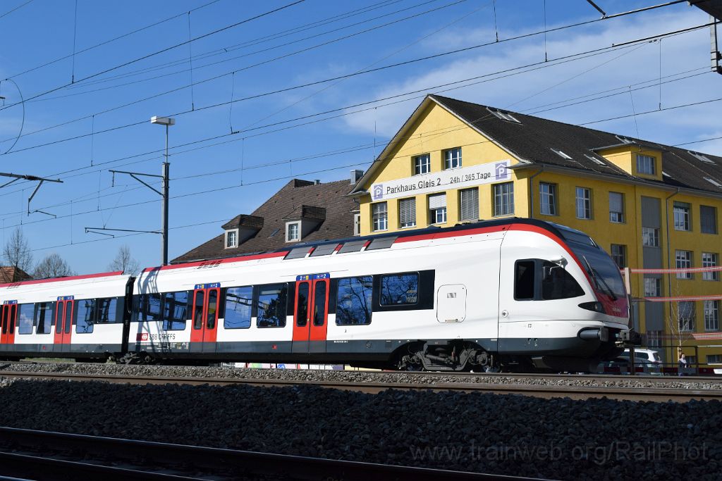 4898-0036-120418.jpg - SBB-CFF RABe 523.044 / Lenzburg 12.4.2018