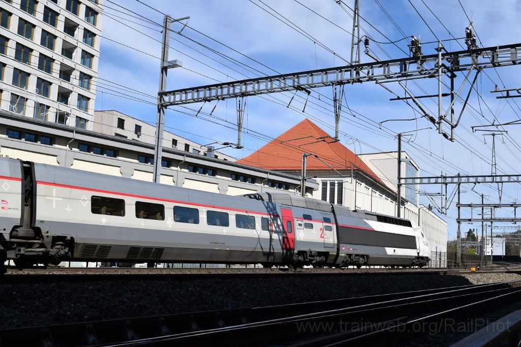 4899-0004-120418.jpg - SNCF TGV 384.001 / Lenzburg 12.4.2018