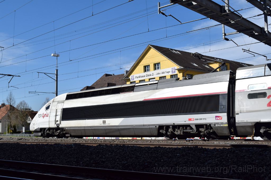 4899-0008-120418.jpg - SNCF TGV 384.002 / Lenzburg 12.4.2018