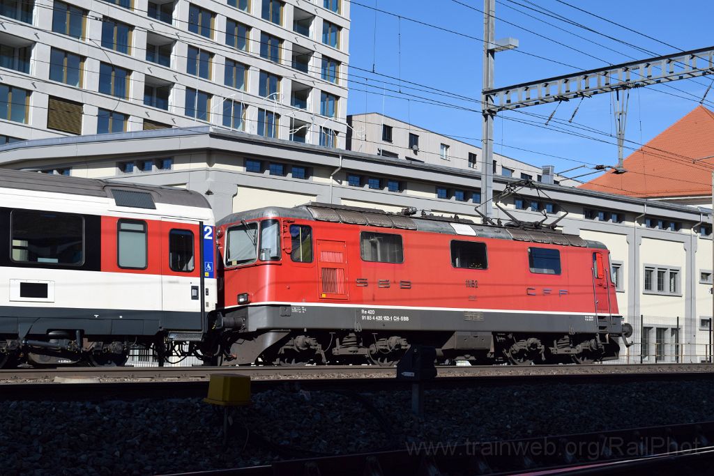 4906-0048-120418.jpg - SBB-CFF Re 4/4" 11152 (Re 420.152-1) / Lenzburg 12.4.2018