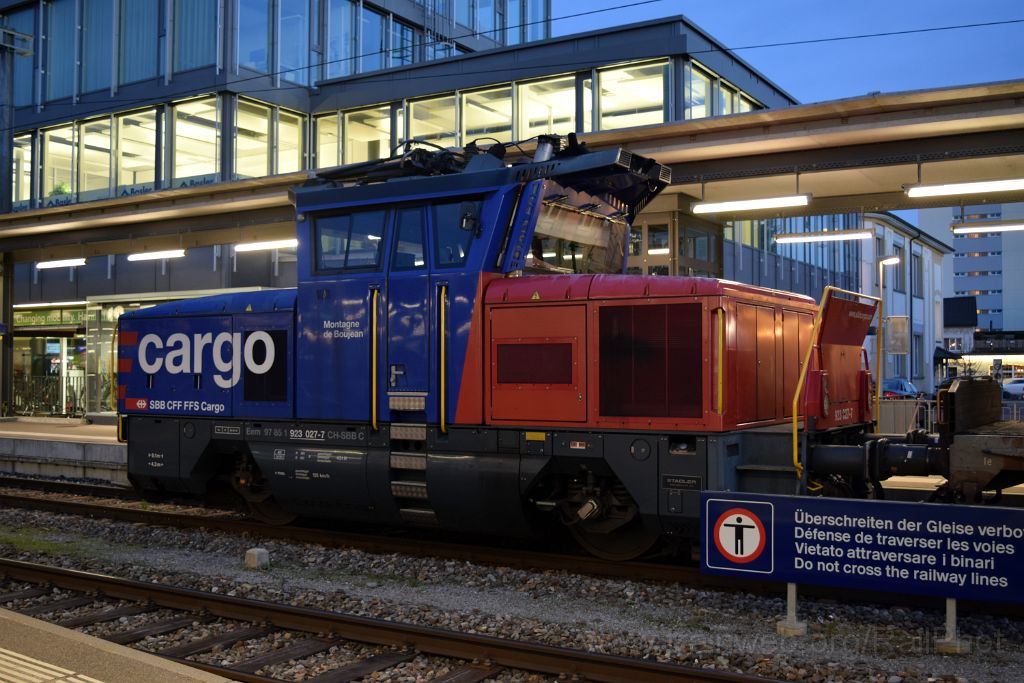 4916-0038-120418.jpg - SBB-CFF Eem 923.027-7 "Montagne de Boujean" / Wil 12.4.2018