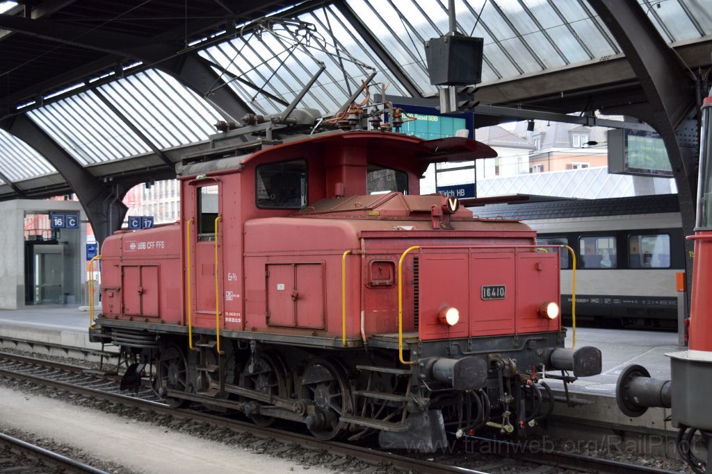 4917-0012-130418.jpg - SBB-CFF Ee 3/3 16410 / Zürich HB 13.4.2018