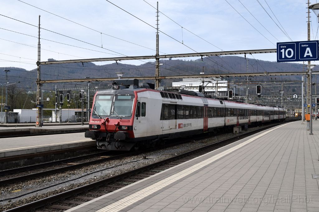 4924-0002-150418.jpg - SBB-CFF RBDe 560.295-8 / Olten 15.4.2018