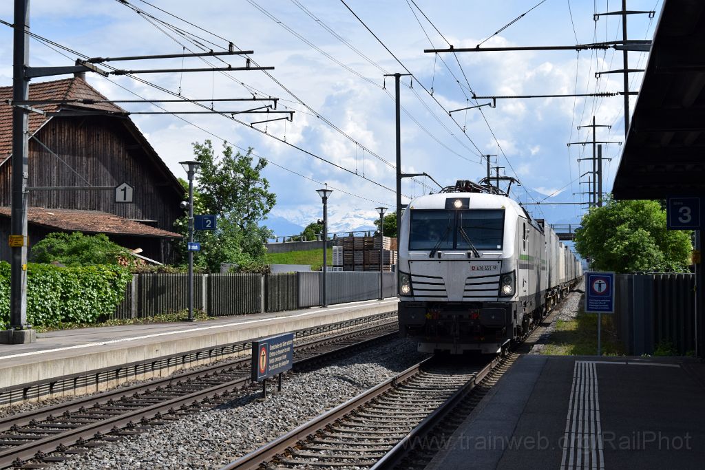 4973-0037-220518.jpg - RailCare Rem 476.451-0 "Graubünden" / Wichtrach 22.5.2018