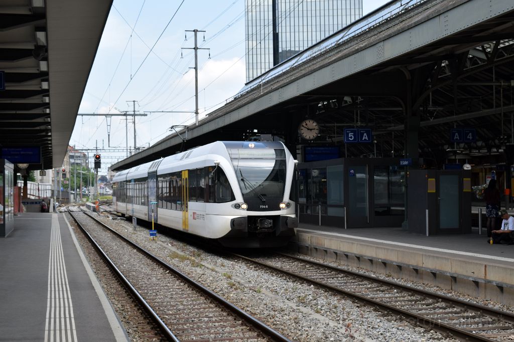 4998-0025-080618.jpg - Thurbo RABe 526.774-5 / St.Gallen HB 8.6.2018