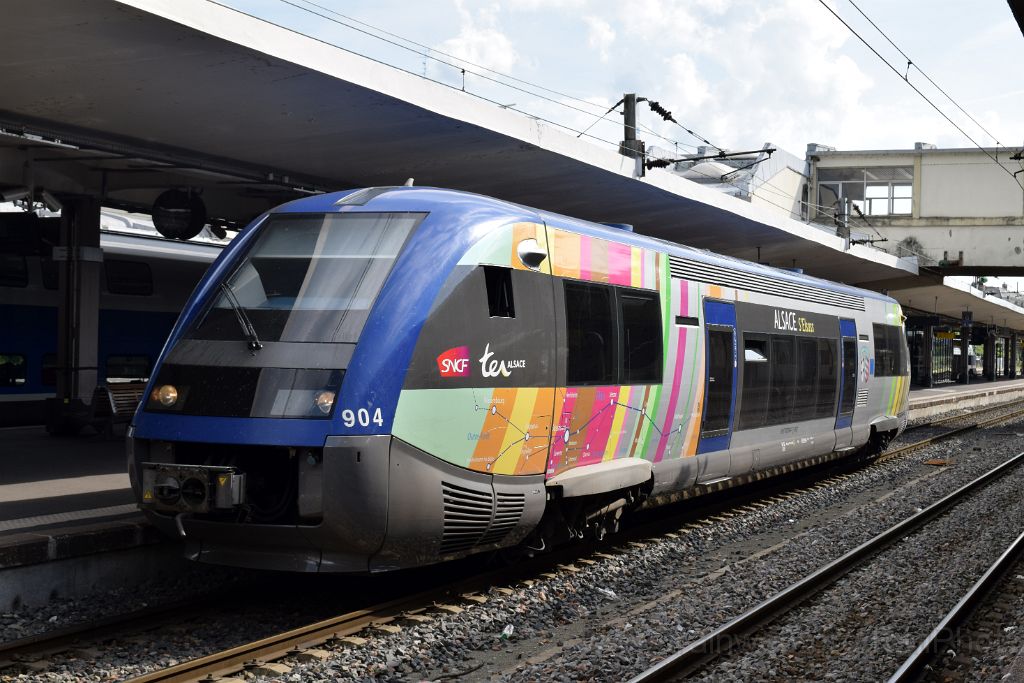 5037-0037-210618.jpg - SNCF X 73904 "Obermodern-Zutzendorf" / Mulhouse-Ville 21.6.2018
