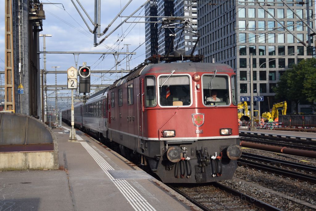 5132-0025-021018.jpg - SBB-CFF Re 4/4" 11146 (Re 420.146-3) / Zürich-Altstetten 2.10.2018
