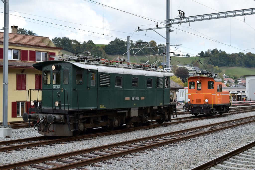 5142-0050-071018.jpg - EBT Be 4/4 102 + VHE Te 216.302-0 / Huttwil 7.10.2018