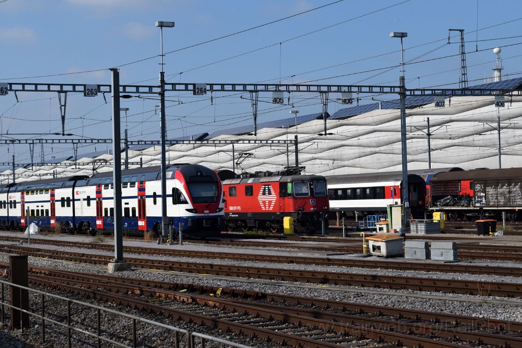 5148-0002-081018.jpg - SBB-CFF Re 420.219-8 + RABe 511.063 / Zürich-Herdern 8.10.2018