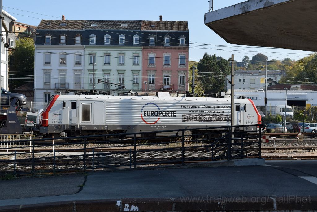 5151-0001-101018.jpg - EPF E37 509 "Europorte recrute" / Mulhouse-Ville 10.10.2018