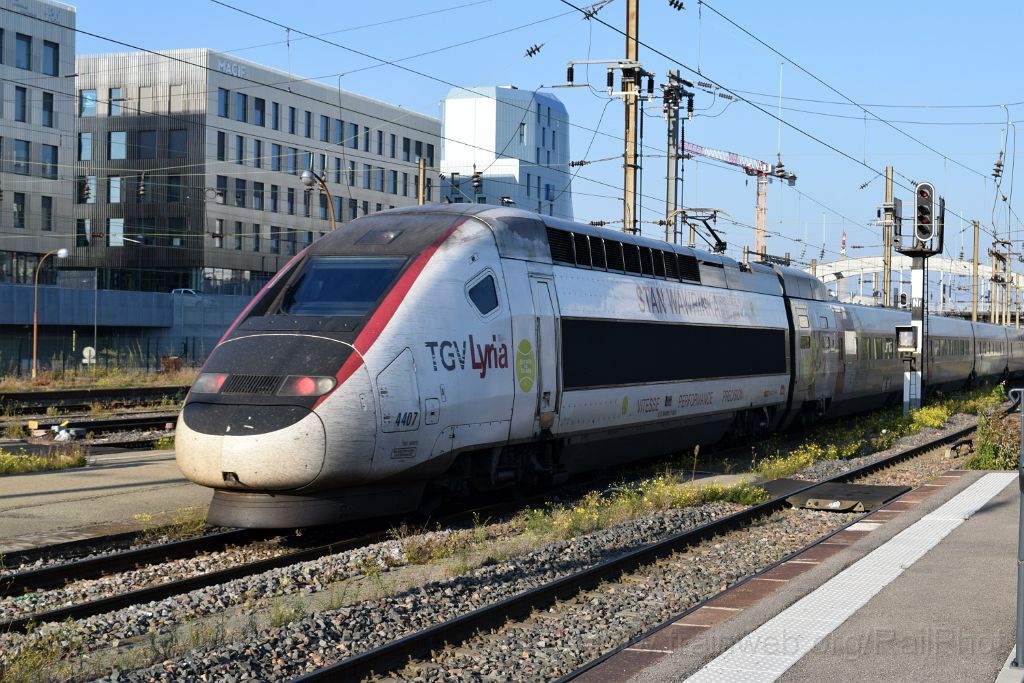 5152-0030-101018.jpg - SNCF TGV 384.013 "Stan Wawrinka" / Mulhouse-Ville 10.10.2018