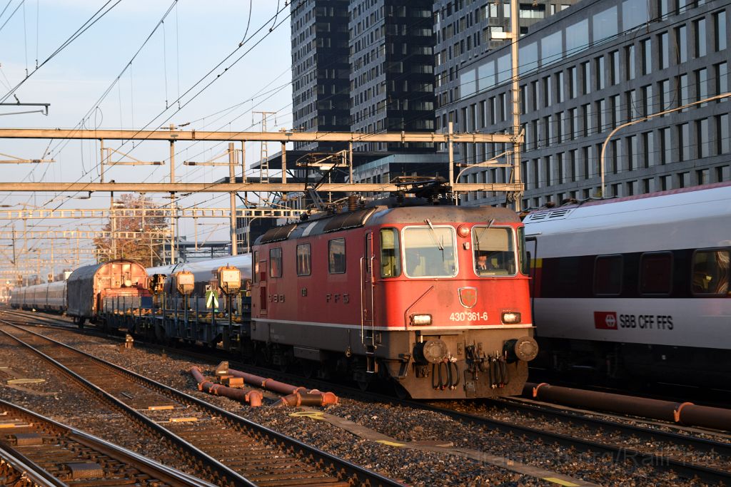 5172-0010-171018.jpg - SBB-CFF Re 4/4''' 11361 (Re 430.361-6) / Zürich-Altstetten 17.10.2018