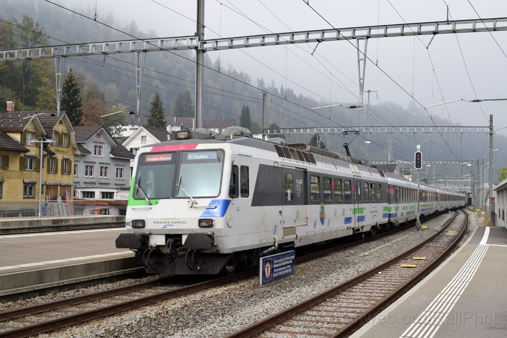 5176-0046-191018.jpg - SOB RBDe 561.082-9 / Wattwil 19.10.2018