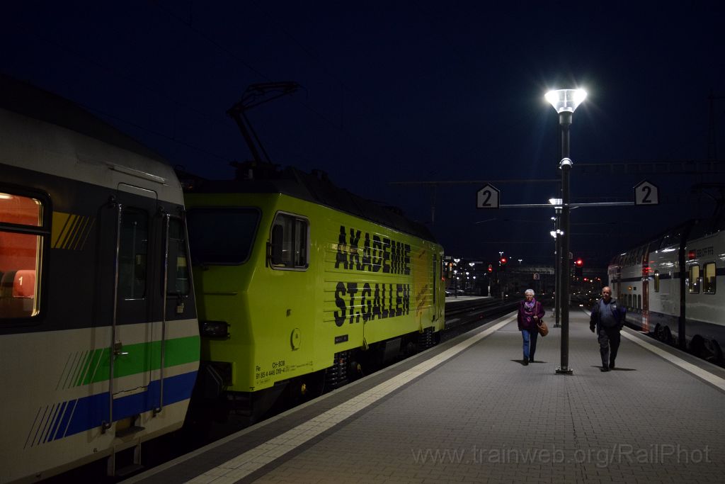 5180-0011-221018.jpg - SOB Re 446.015-0 "Akademie St.Gallen" / Rapperswil 22.10.2018