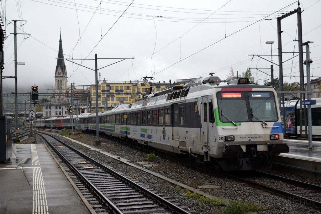 5181-0042-271018.jpg - SOB RBDe 561.083-7 "Richterswil-Samstagern" / St.Gallen 27.10.2018