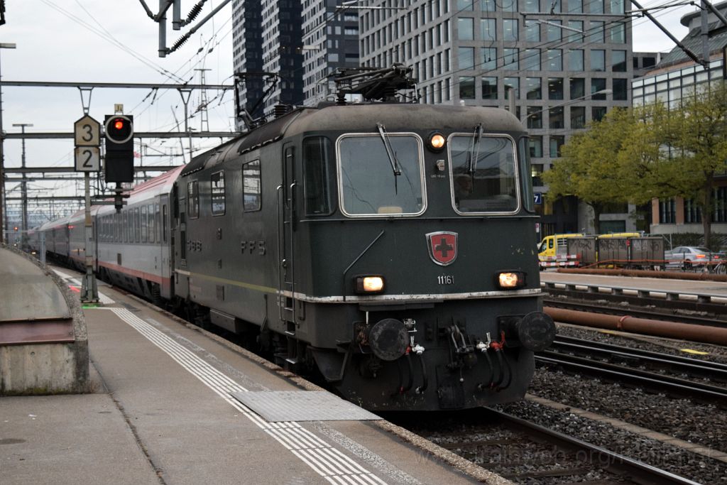 5186-0014-011118.jpg - SBB-CFF Re 4/4" 11161 (Re 420.161-2) / Zürich-Altstetten 1.11.2018