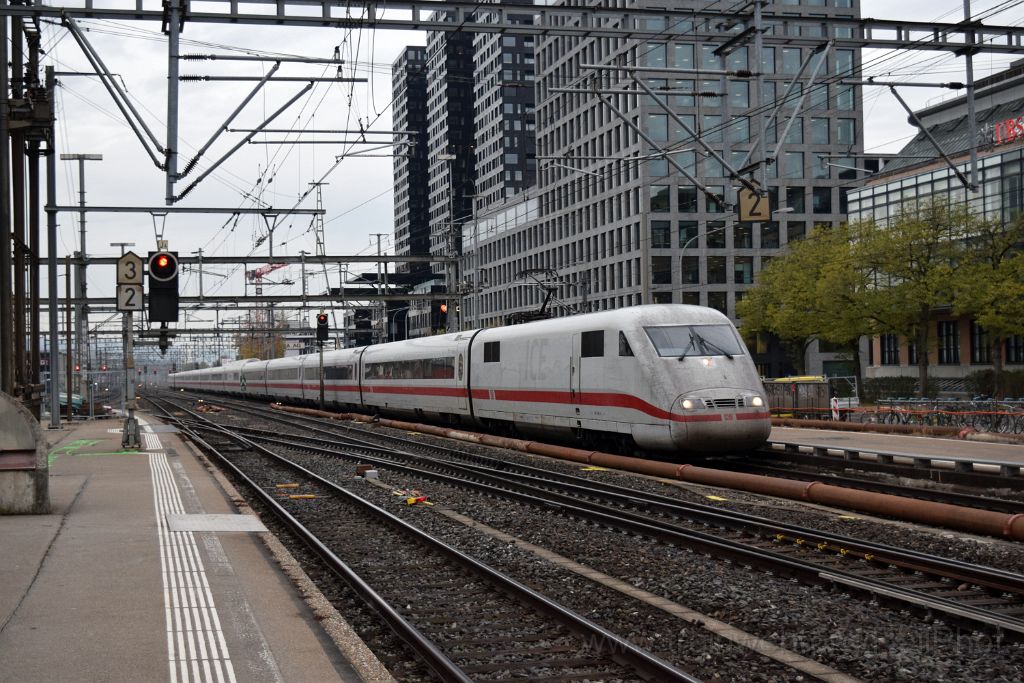 5186-0023-011118.jpg - DBAG ICE 401.582-2 "Rüdesheim am Rhein" / Zürich-Altstetten 1.11.2018